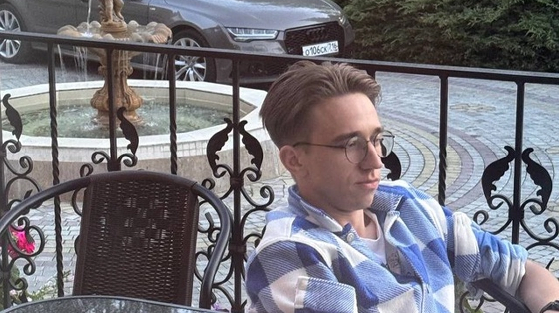 Бизнесмен в костюме